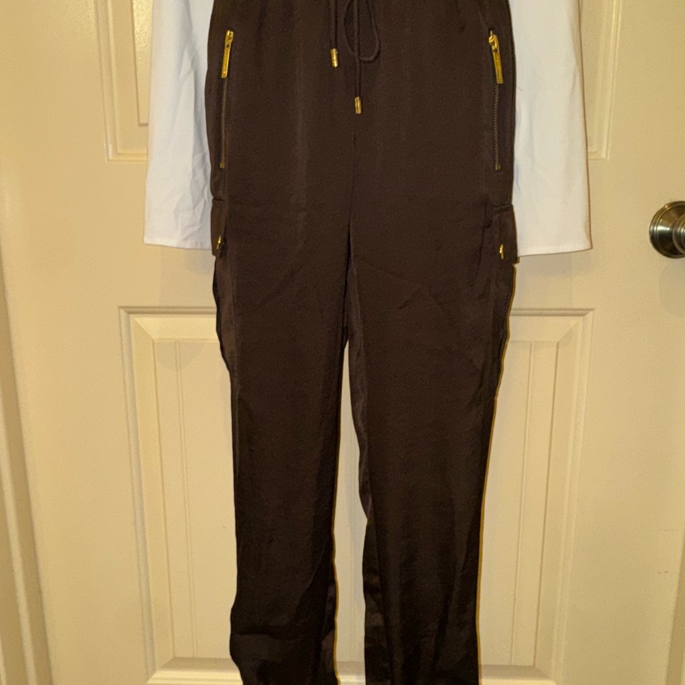 Michael Kors women Dark Brown Cargo Pants with Gold Zippers size 00